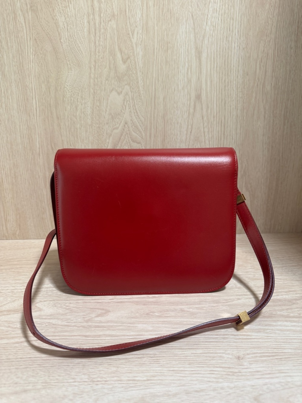Celine Red Leather Box Bag with Gold Hardware - Picture 7 of 9